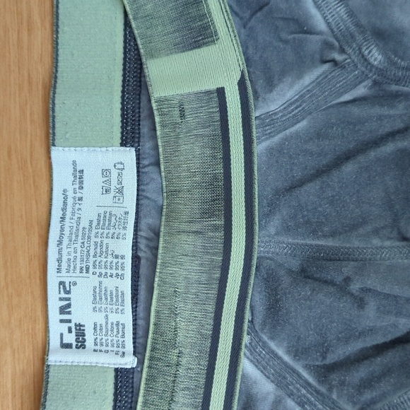 Brief - Picture 2 of 2